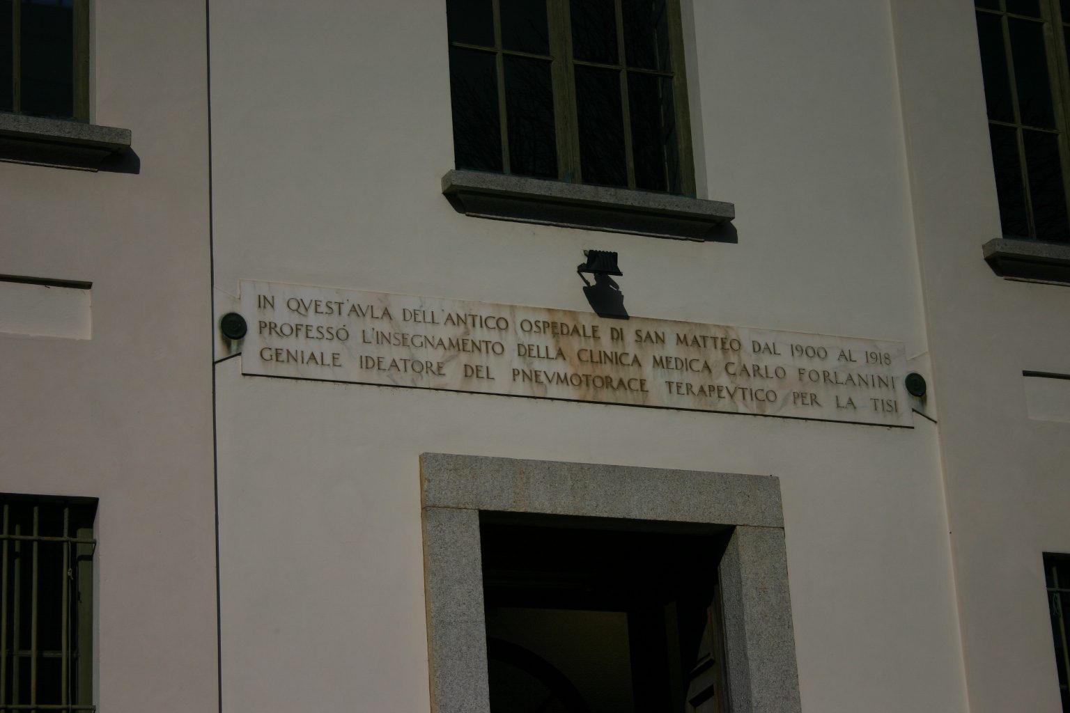 Carlo Forlanini's memorial tablet, Pavia - 03.JPG